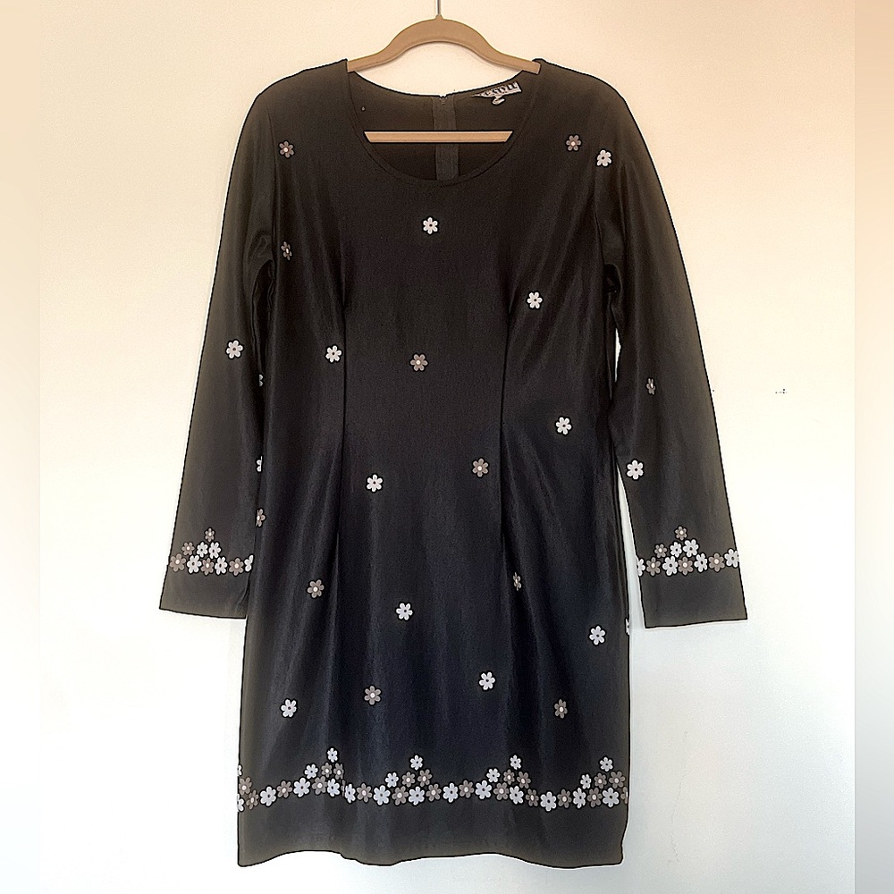 POP STYLE Mod Style Long Sleeve Mini Dress | M | Black, White & Tan